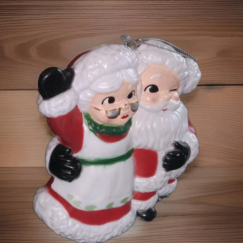 Holiday Time Santa & Mrs Claus‎ Ornament Blow Mold Style Retro